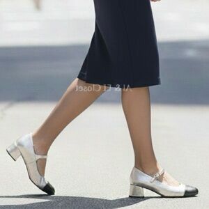 Marc Fisher LTD Marla Metallic Gold Mary Jane Block Heel Shoes Size 9.5M NWB